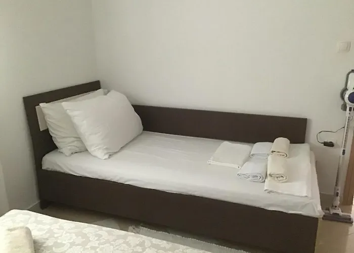 Ruzmarin Apartman *