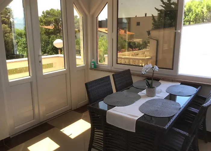 Apartman Ruzmarin Vir
