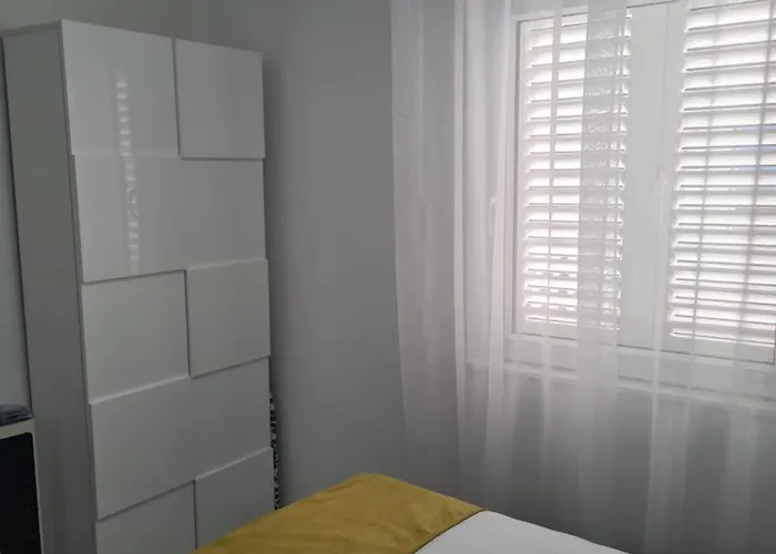 Ruzmarin Apartman