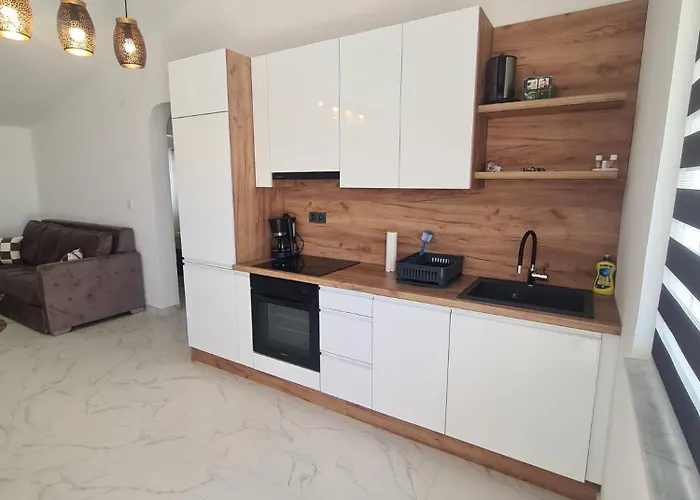 Ruzmarin Apartman Vir