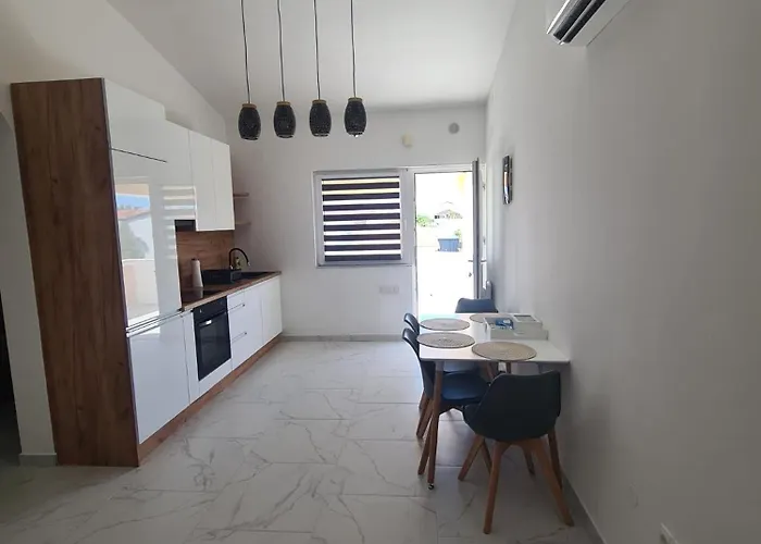 Ruzmarin Apartman