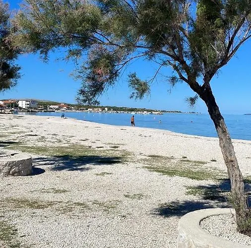 Apartment Ruzmarin *